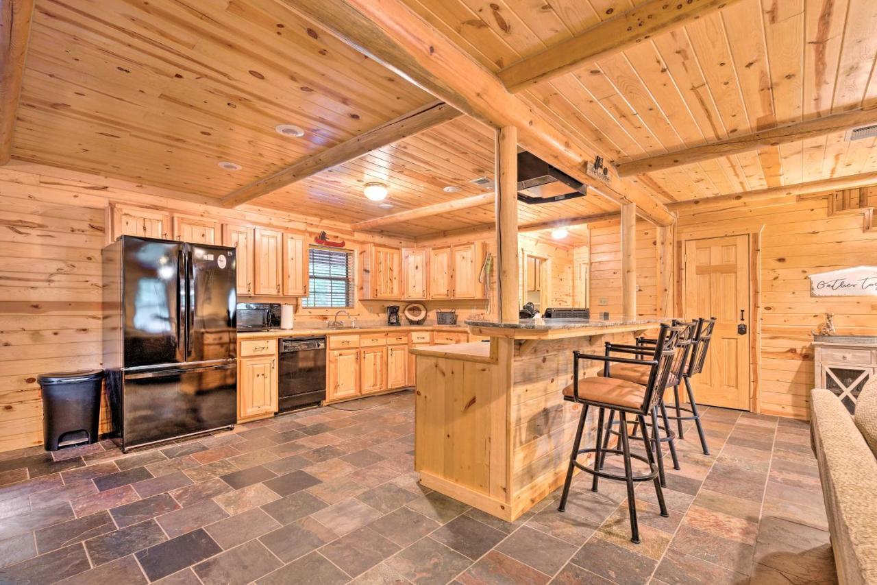 הוילה Broken Bow Retreat On 2 Acres With Hot Tub And Deck! מראה חיצוני תמונה