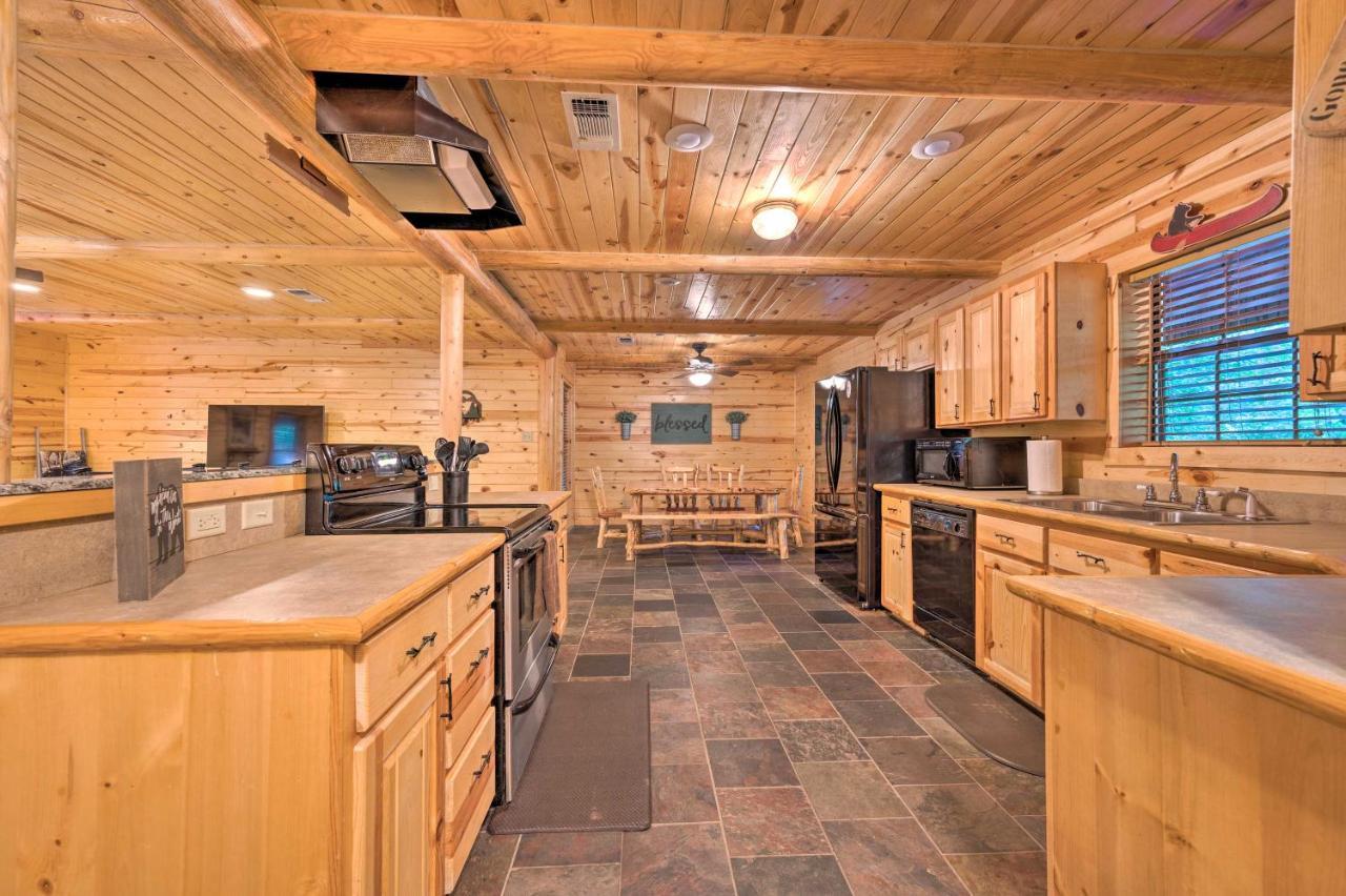 הוילה Broken Bow Retreat On 2 Acres With Hot Tub And Deck! מראה חיצוני תמונה