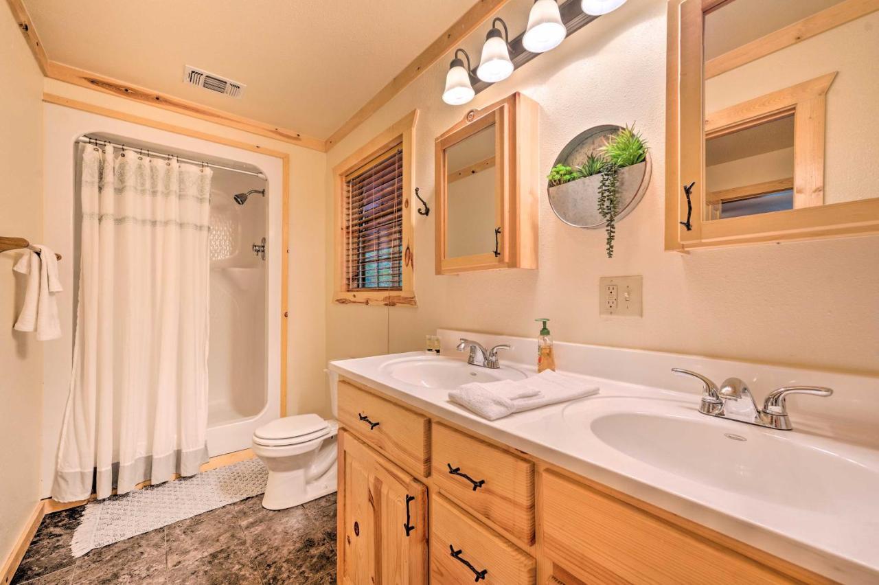 הוילה Broken Bow Retreat On 2 Acres With Hot Tub And Deck! מראה חיצוני תמונה