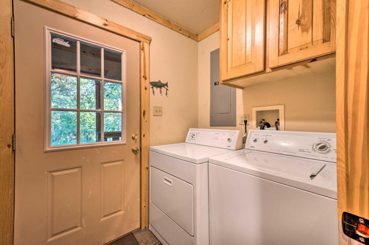 הוילה Broken Bow Retreat On 2 Acres With Hot Tub And Deck! מראה חיצוני תמונה