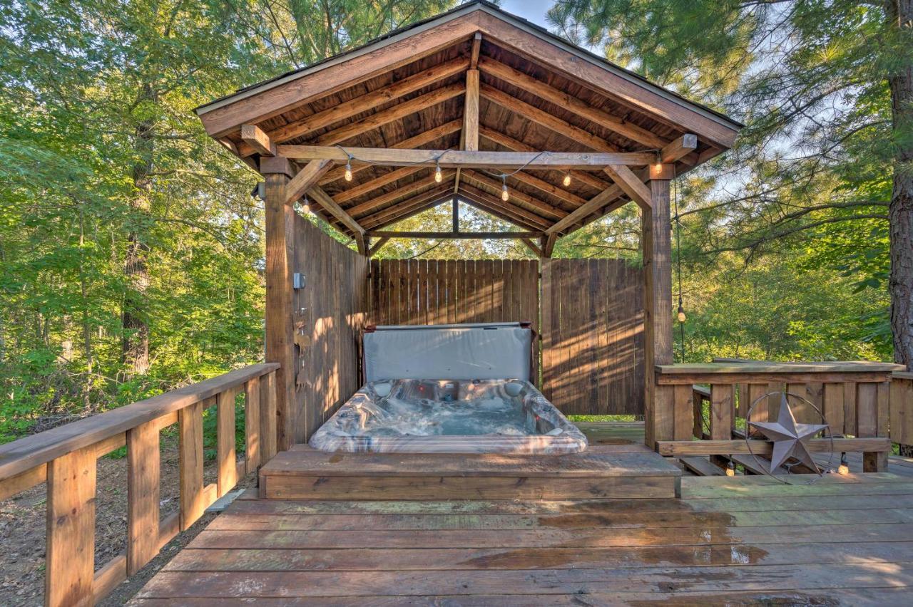 הוילה Broken Bow Retreat On 2 Acres With Hot Tub And Deck! מראה חיצוני תמונה